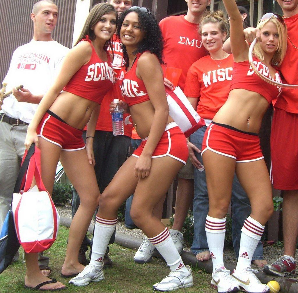 Wisconsin cheerleaders nude