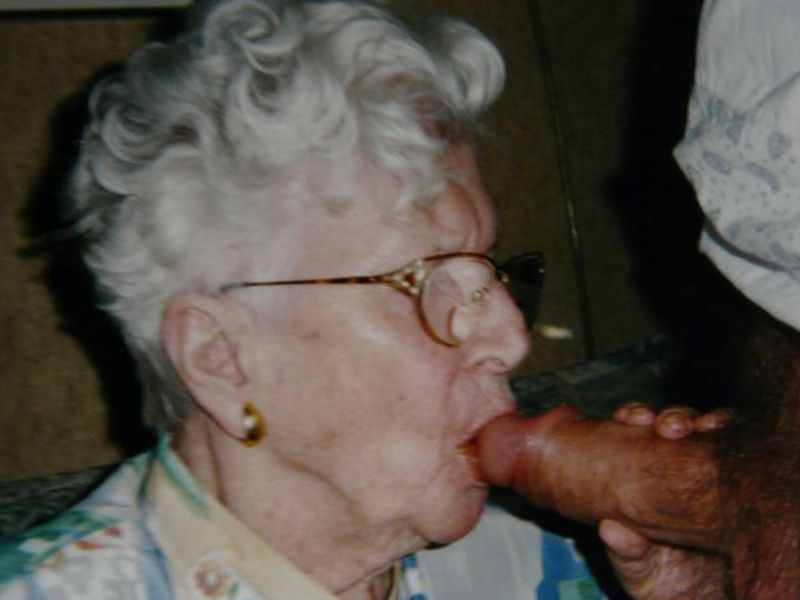 Extremely mature granny blowjob pics free
