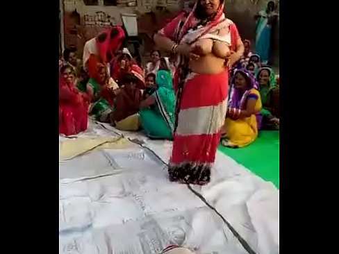 Nude desi indian public workout