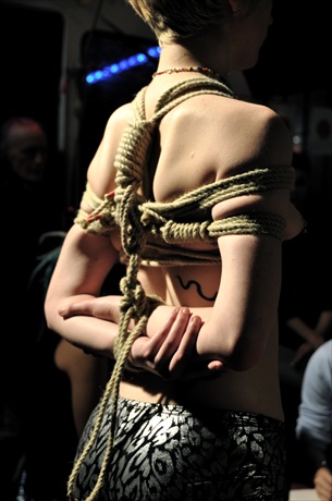 Swallowtail reccomend japanese lady kinbaku