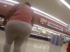 Twerking through leggings grocery store
