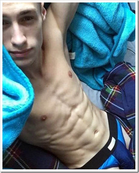 Tic T. reccomend hot naked teen abs guy