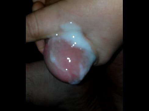 Sir reccomend jerking with lube cumshot